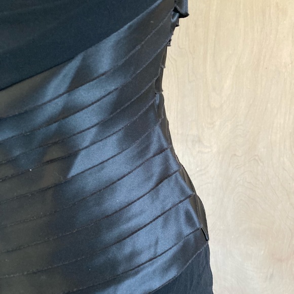 Tadashi Dress - Picture 4 of 6